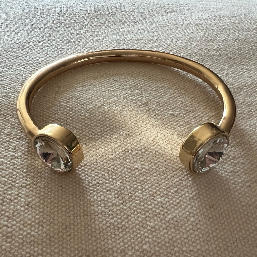 Bracelet gold tone